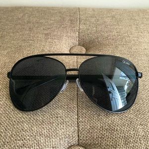 Quay Australia | Vivienne Aviator Sunglasses |NWOT